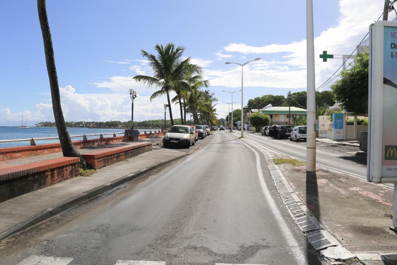 Appartamento Dlo Doubout Les Pieds Dans L'Eau Sainte-Anne  Esterno foto